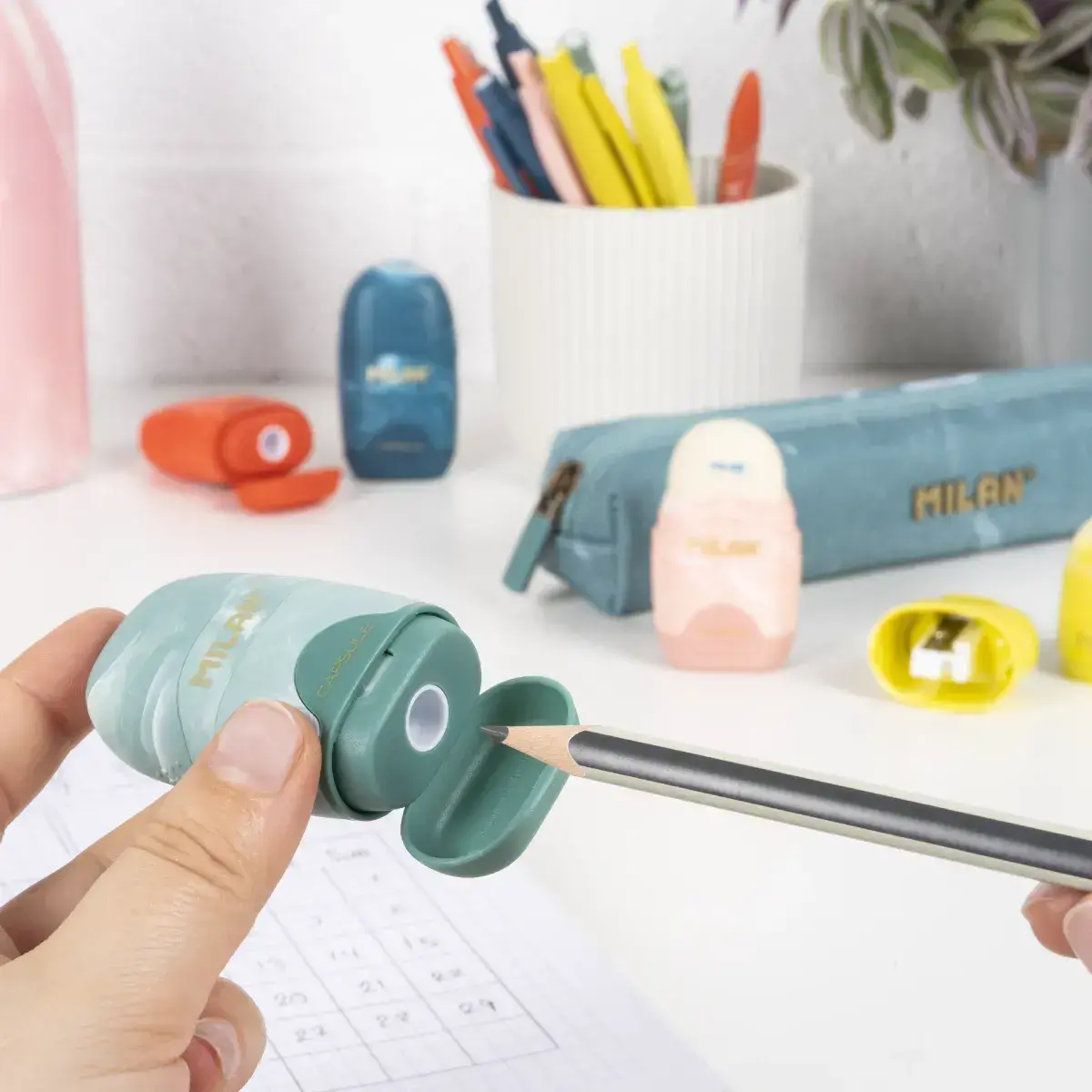 sacapuntas + goma mármol